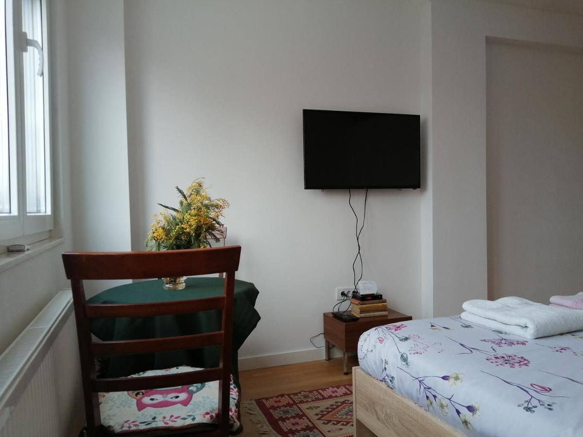 Super Central & Panoramic Nick'S Apartment 普里什蒂纳 外观 照片